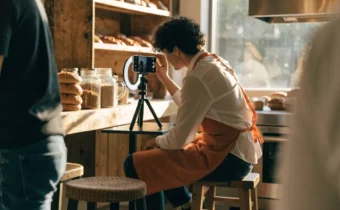 Agence, community manager freelance ou en interne : qui doit gérer vos réseaux sociaux ?